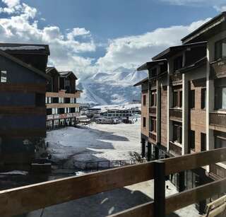 Апарт-отели Gudauri Travel Apartments in Suites (New Gudauri) Гудаури Апартаменты с видом на горы-17